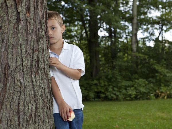 Trist dreng, nervøs